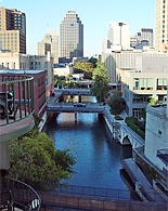 San Antonio & The Riverwalk - � 2004 Heard & Smith, Attorneys at Law. Photo by Consultwebs.com